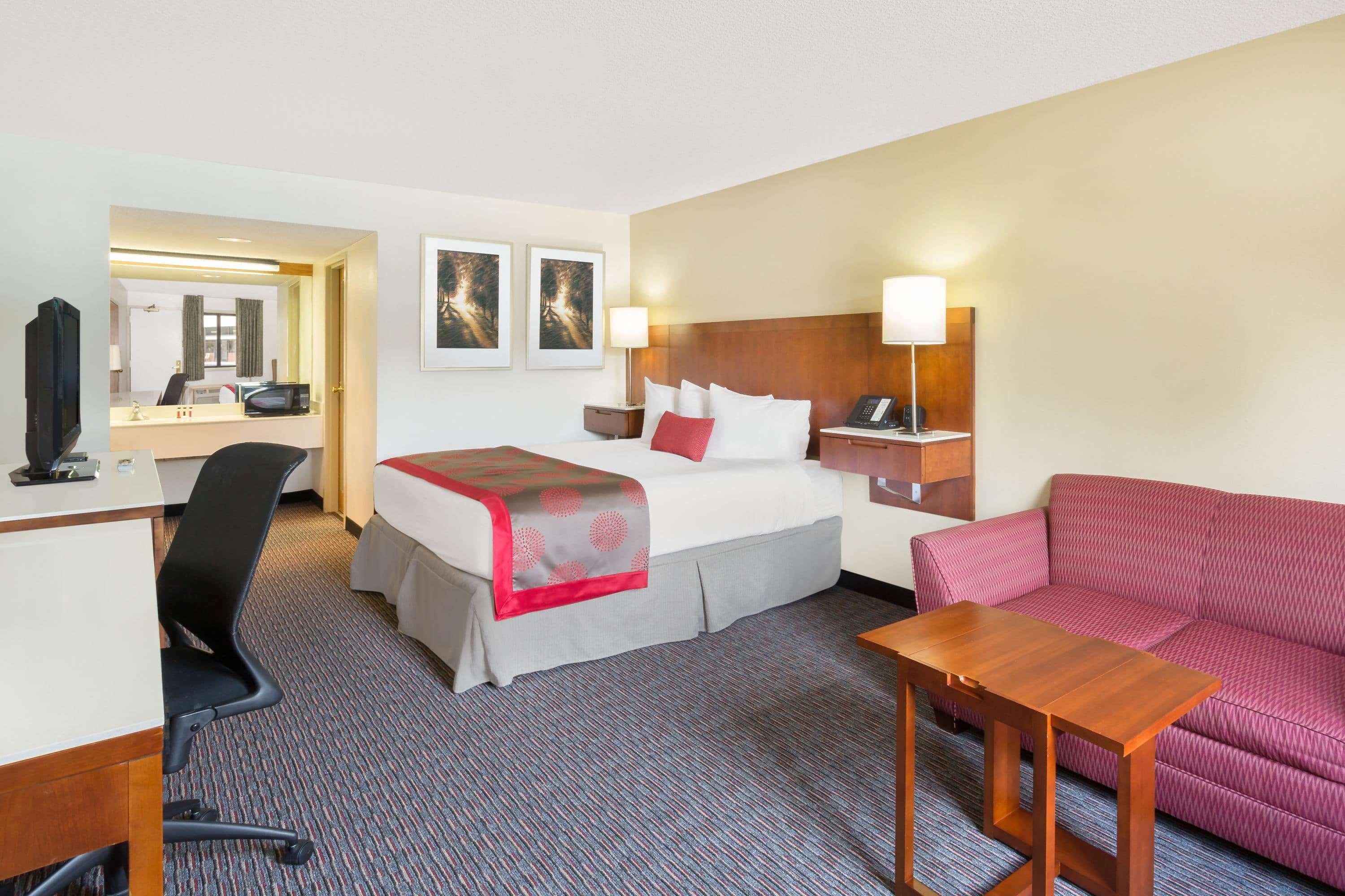 Ramada By Wyndham Cedar City Exterior photo